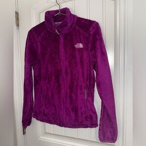 The North Face women’s osito fleece sweater jacket